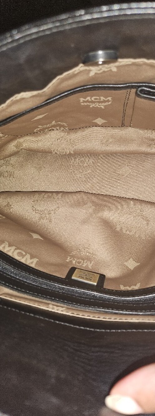 MCM Black Quilted Leather Shoulder Bag with Gold Plaque - Picture 2 of 7